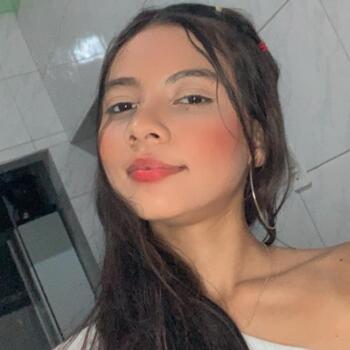 Babysitter João Pessoa: Júlia