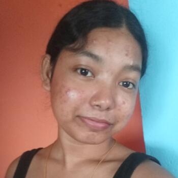 Babysitter Guwahati: Puja