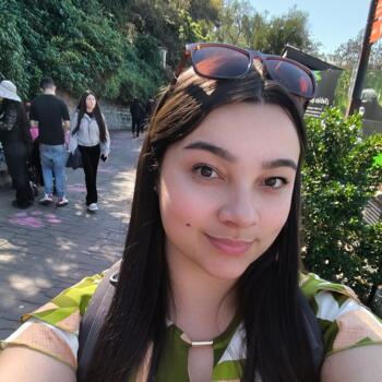 Babysitter in Santiago: Mônica Eduarda