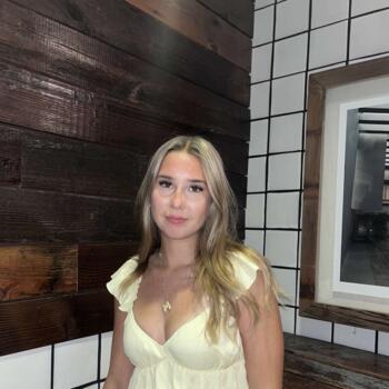 Babysitter in Saint Augustine: Morgan