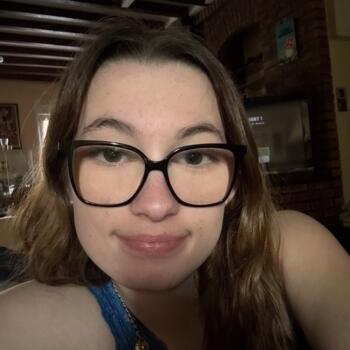 Babysitter Doullens: Lucie
