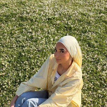 位于奥贝维埃的临时保姆: Louiza