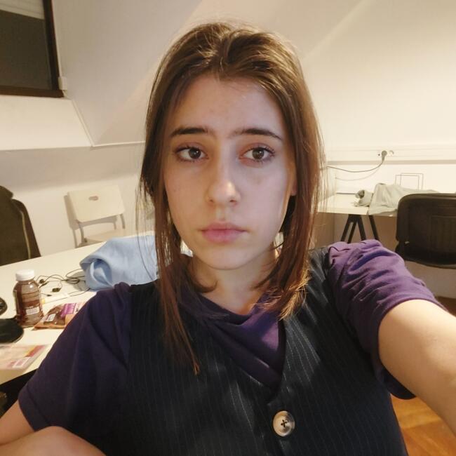 Babysitter in Bucharest: Lidia