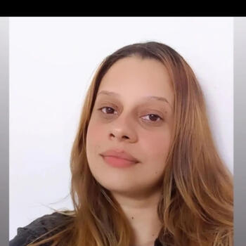 Babá em Goiânia: Daniela