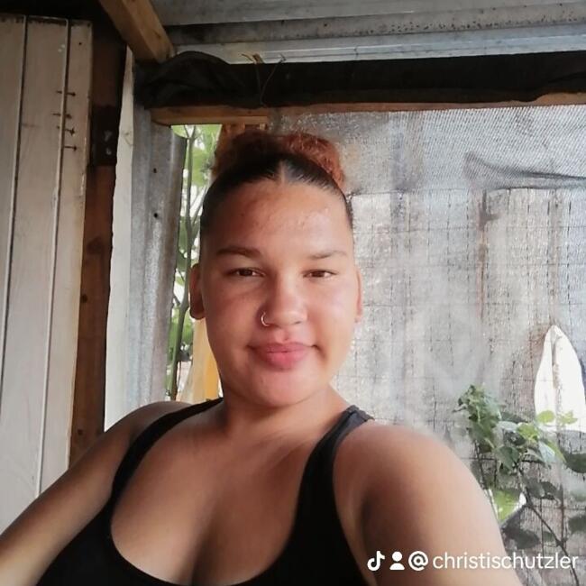 Babysitter in East London: Christi