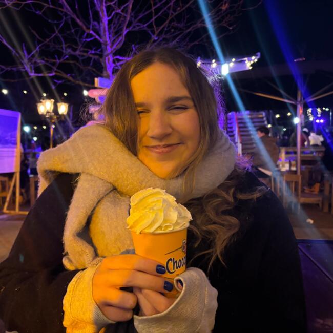 Oppas in Amsterdam: Khadeeja