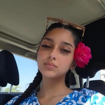 Babysitter in Bucharest: Bianca