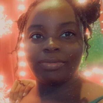 Babysitter Kingston: Mickayla