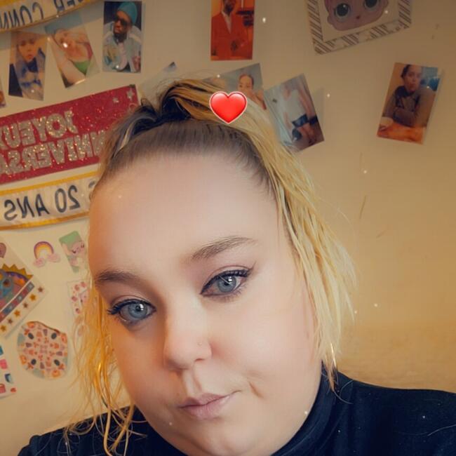 Babysitter in Creil: Amandine