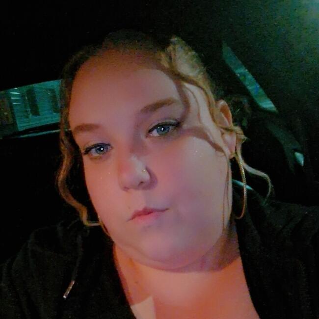 Babysitter in Creil: Amandine