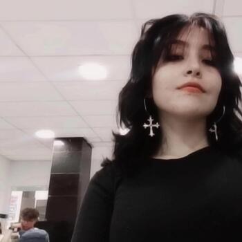 Babysitter Campo Grande: Julia