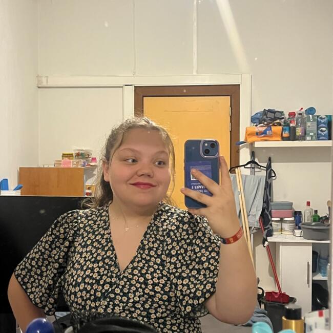 Babysitter in Ghent: Laura