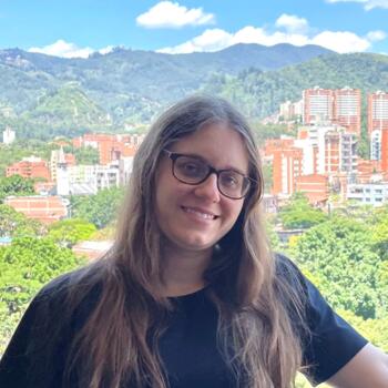 Babysitter Medellín: Hanna