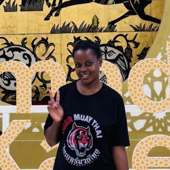 مربية أطفال في دبي: Sylvia