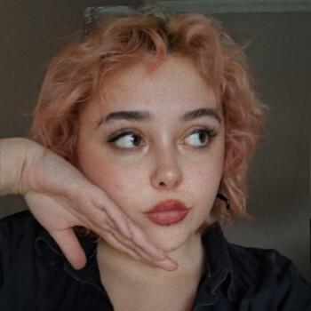 Babysitter in Roodepoort: Leah