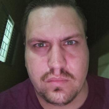 Emprego de babá em Catanduva: emprego de babá Matheus