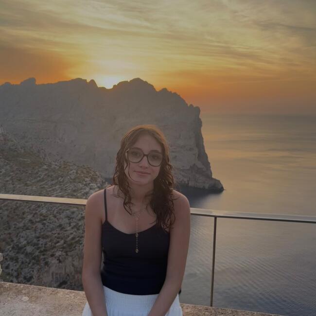 Babysitter in Mouthiers-sur-Boëme: Maëlya