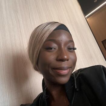 Babysitter Gravesend: Toluwani