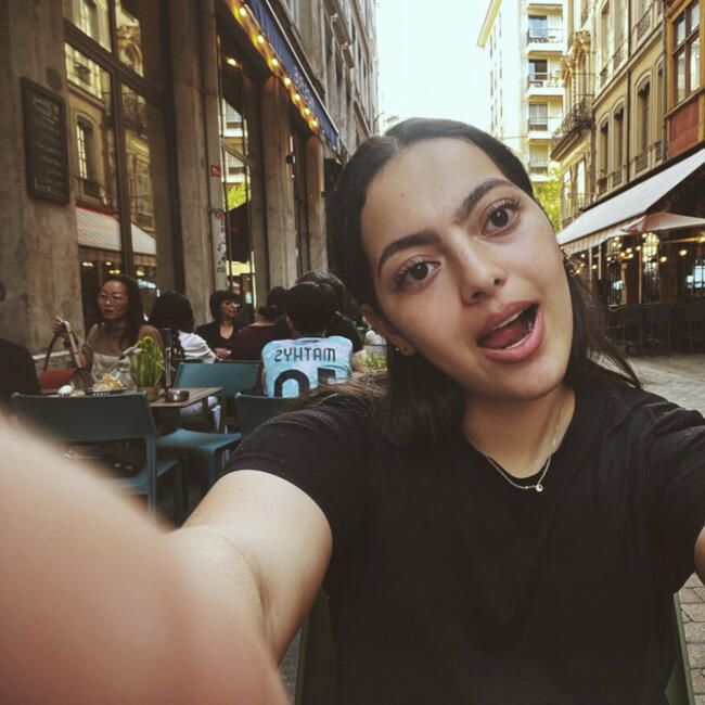 Babysitter in Lyon: Chaïma