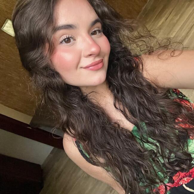 Babá em Santa Rosa: Lívia