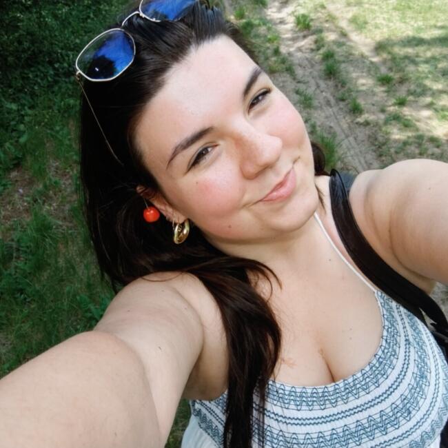 Babysitter in Kaposvár: Vivien