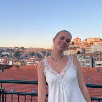 Babysitter in Woluwe-Saint-Pierre - Sint-Pieters-Woluwe: Emma