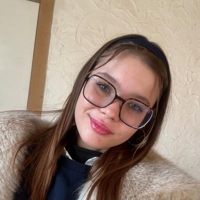 Babysitter in Namür: Callista