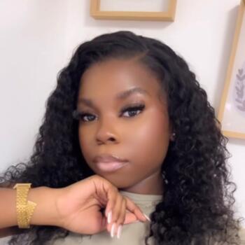 Babysitter in Villeneuve-Saint-Georges: Eldine