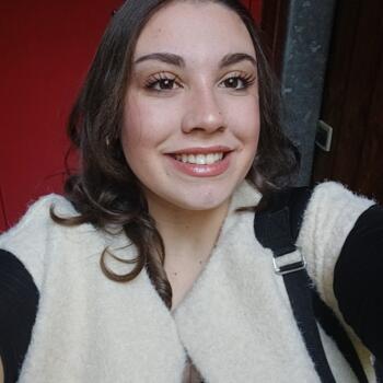 Babysitter in Figeac: Loane