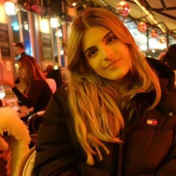 Babysitter in Stolberg: Yani