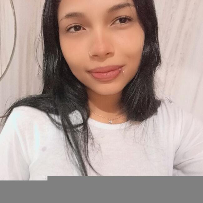 Babysitter in Cascavel: Estefani