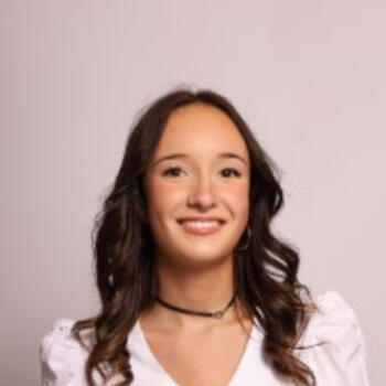 Babysitter in Saint-Gély-du-Fesc: Jeanne