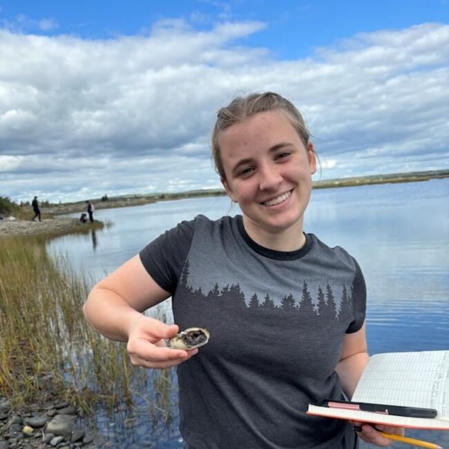 Baby-sitter in Halifax: Annika