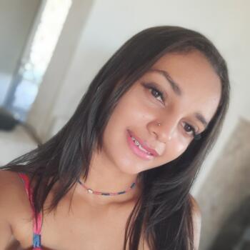 Babá em Aparecida de Goiânia: Edilany