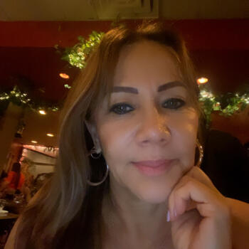 Nanny North Bergen: Helen