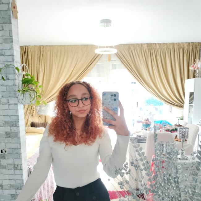 Babysitter in Costa Masnaga: Sabrine