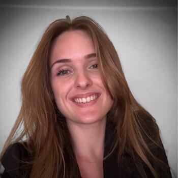 Babysitter in Espinho: Melanie