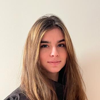 Babysitter in Paris: Juliette
