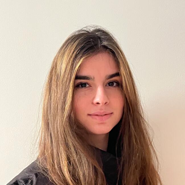 Babysitter in Paris: Juliette