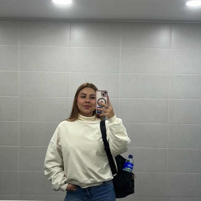 Babysitter in Bogotá: Valentina