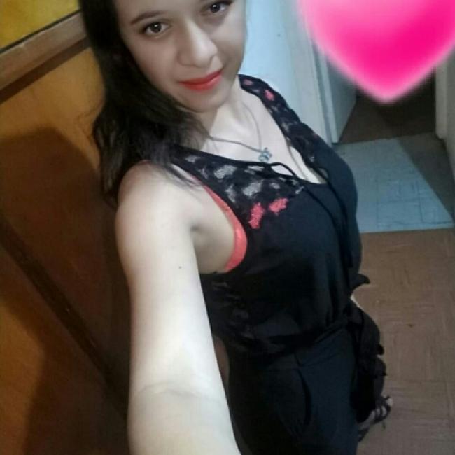 Babysitter in Longchamps: Alejandra isabel