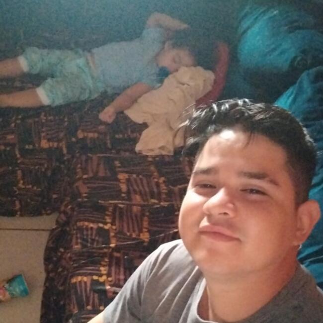 Babysitting job in Aparecida de Goiânia: Jose