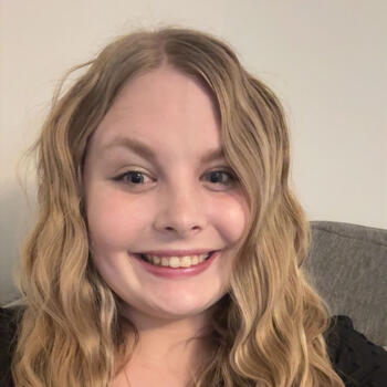 Babysitter in Glenwood: Lillien