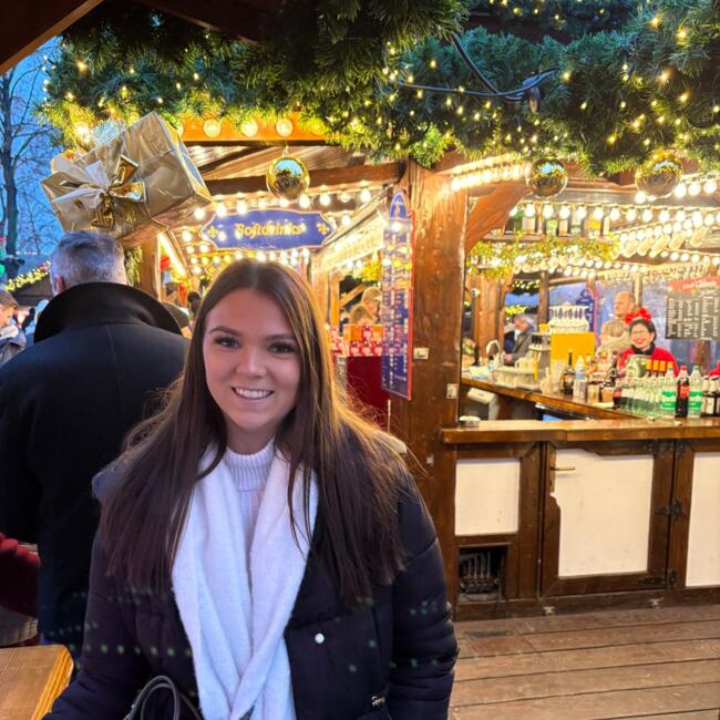 Babysitter in Beckenham: Ellen