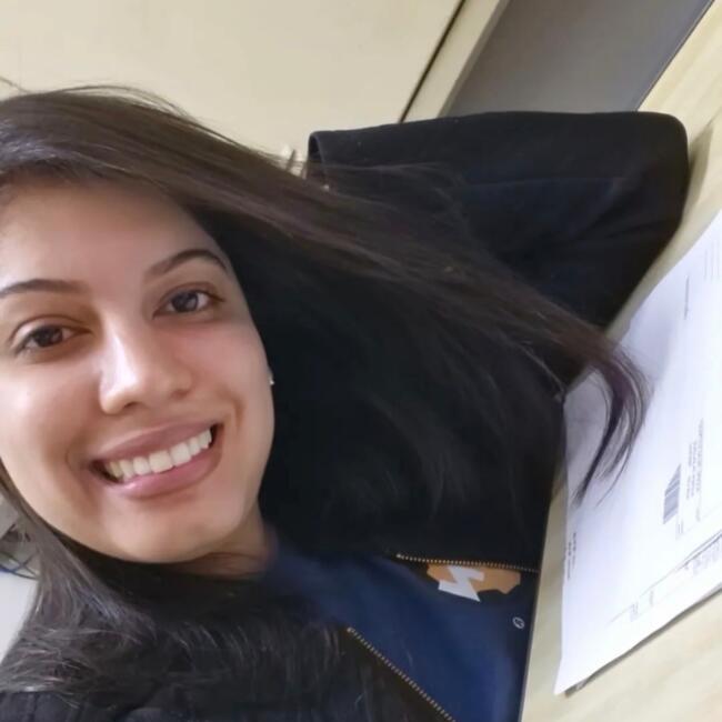 Babá em Ribeirão Preto: Nicole