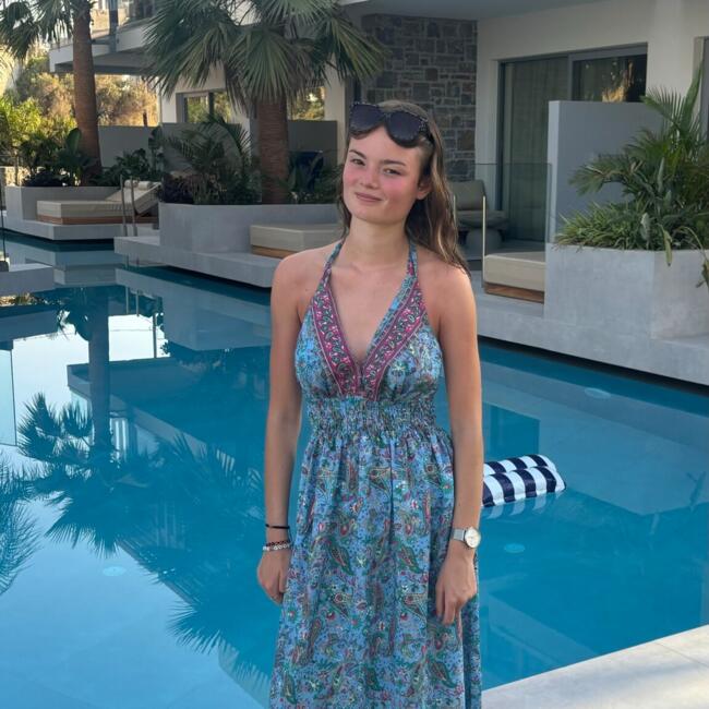 Babysitter in Bastenaken: Lena