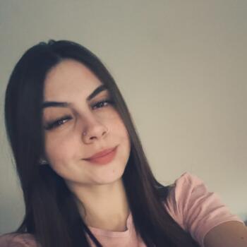 Babá em Curitiba: Bruna