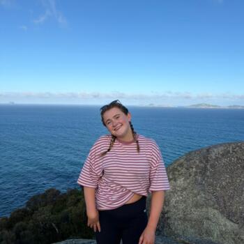 Babysitter in Melbourne: Polly
