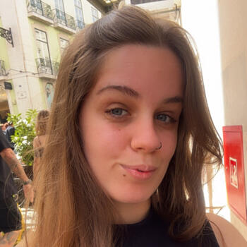 Babysitter em Almargem: Beatriz