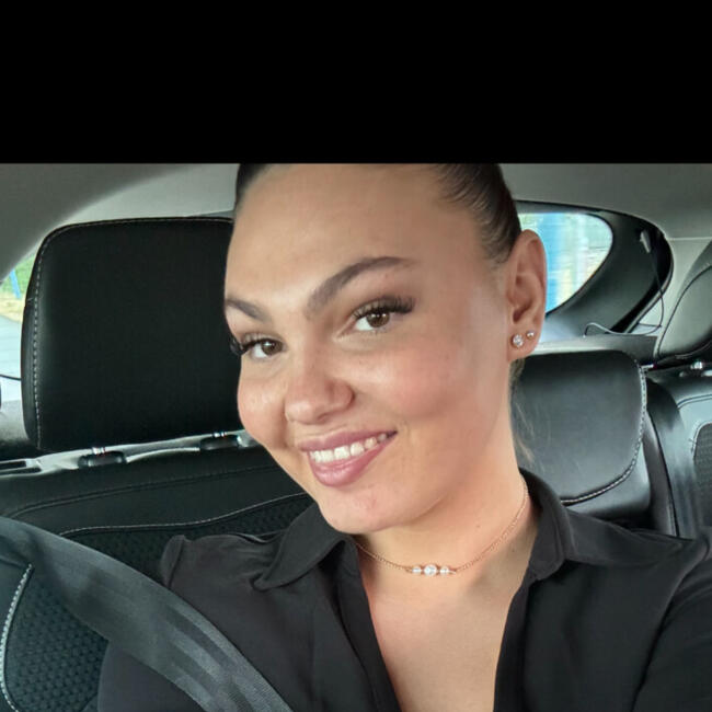 Babysitter in Beaurepaire (Pays de la Loire): Ophelie
